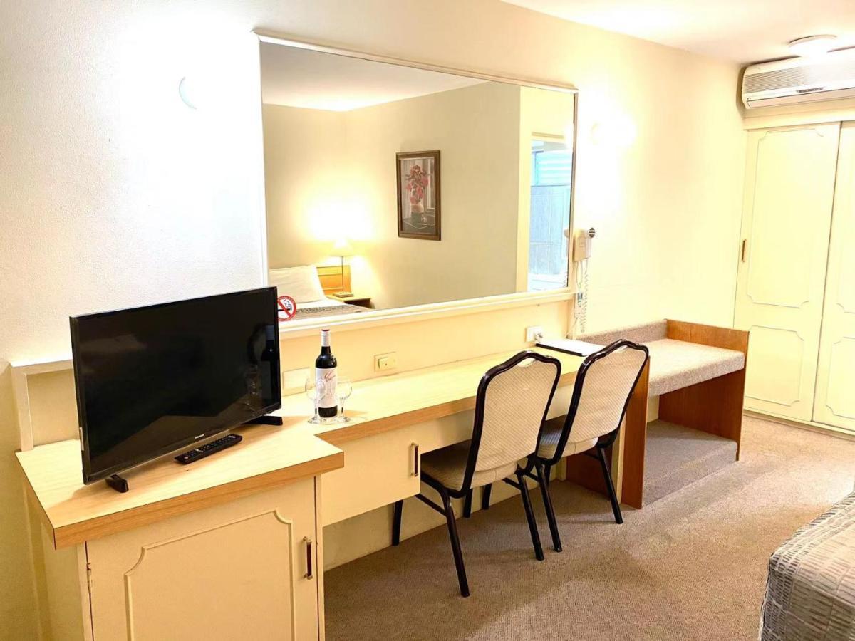 Gateway Motor Inn Narrandera Luaran gambar